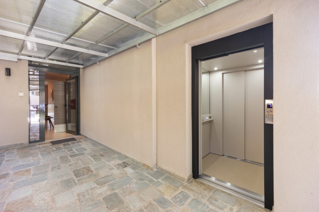 ΑΝΕΛΚΥΣΤΗΡΑΣ